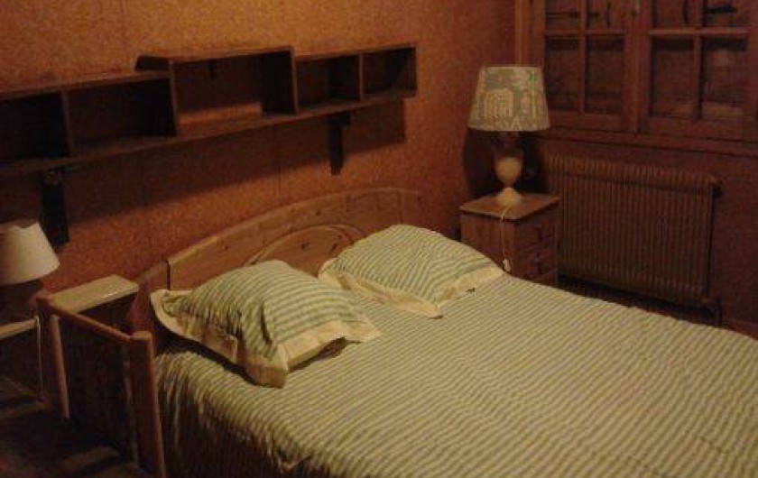 Location de vacances - Chalet à Alex - chambre 1 : lit double 140 cm