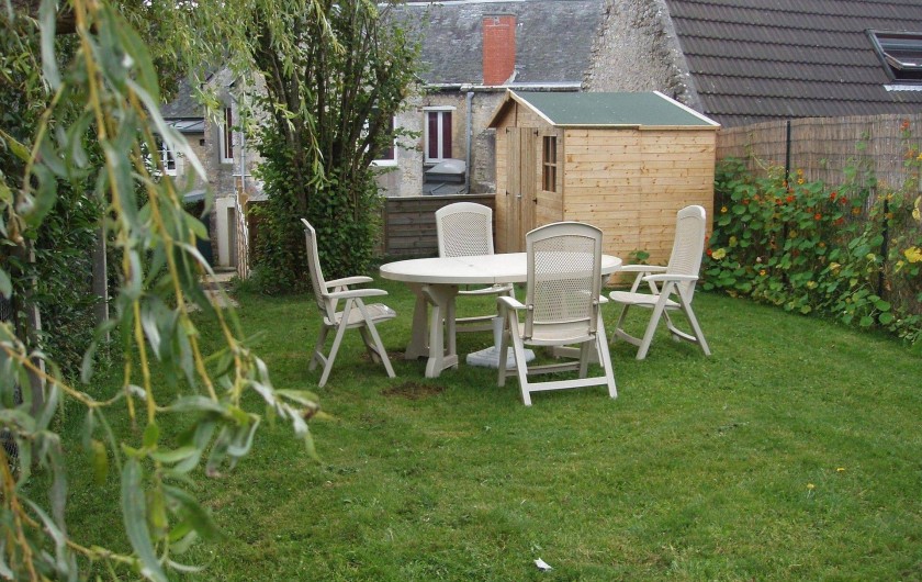 Location de vacances - Gîte à Sainte-Honorine-des-Pertes - Jardin du Gîte A