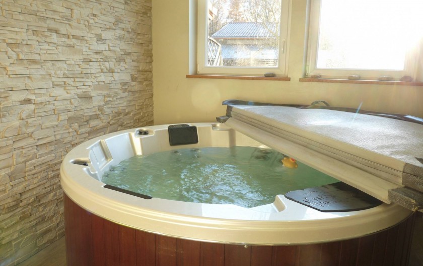 Location de vacances - Appartement à Ban-de-Laveline - SPA utilisable toute l'année