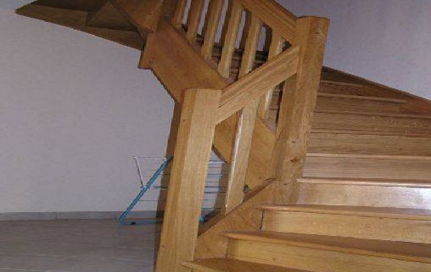 Location de vacances - Gîte à Raucoules - Escalier d'accés à l'étage