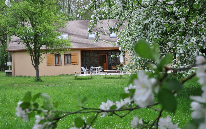 Location de vacances - Gîte à Outines - Le gite au printemps