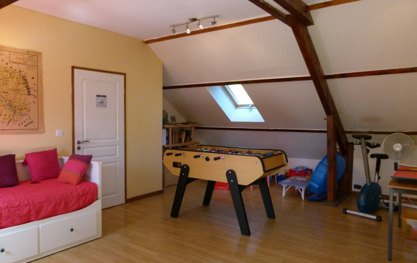 Location de vacances - Gîte à Outines - Salle de jeux et multiactivités pouvant servir de 6ème chambre