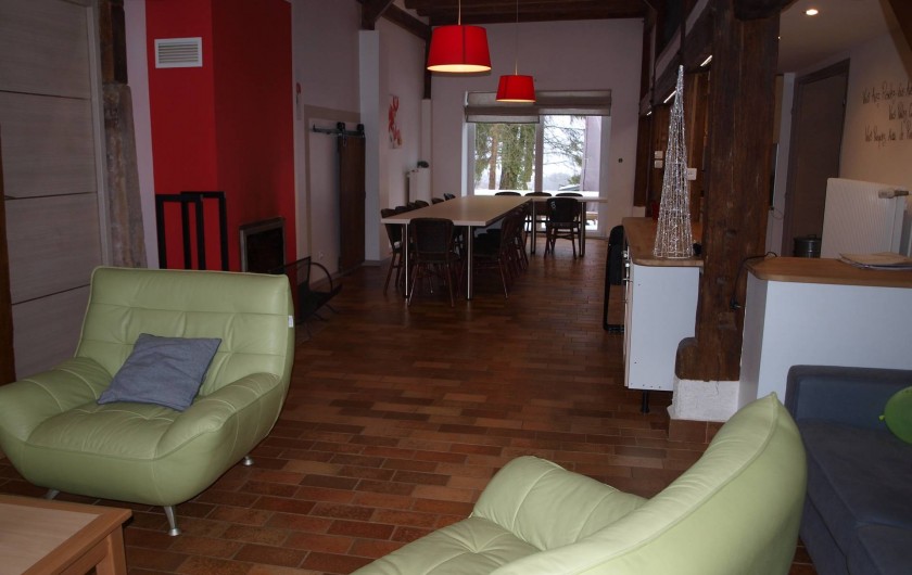 Location de vacances - Gîte à Corcieux - La grande pièce à vivre côté salon