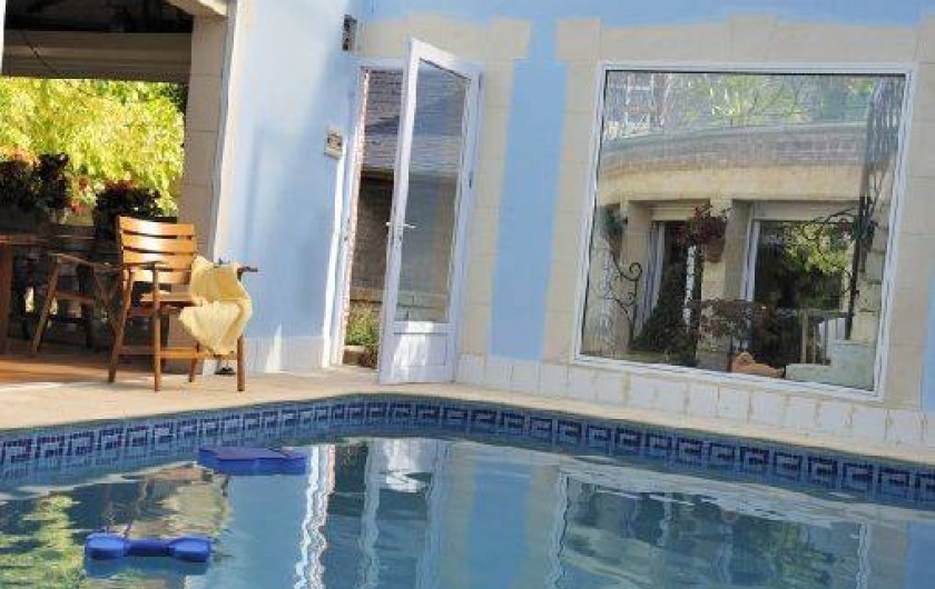 Location de vacances - Chambre d'hôtes à Marchais - piscine de saison