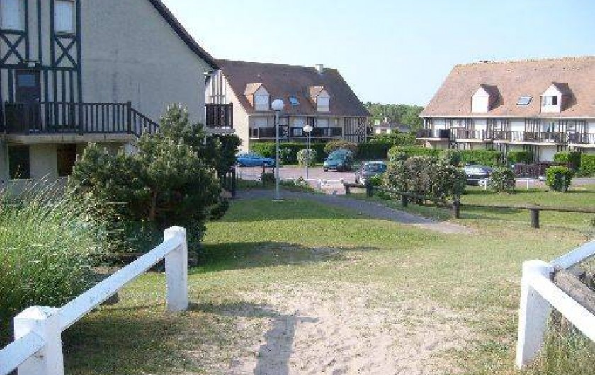 Location de vacances - Appartement à Merville-Franceville-Plage