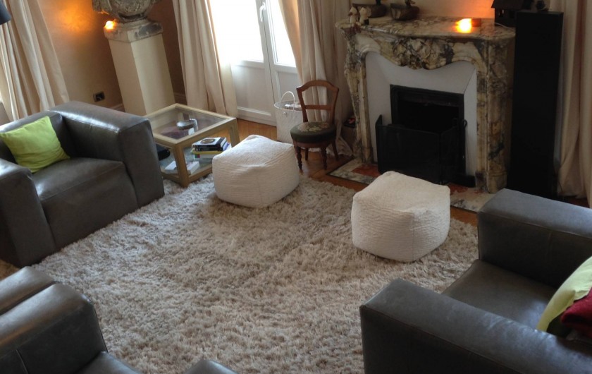 Location de vacances - Appartement à Monaco-Ville - le salon de 30 M2 , du grand apparteement