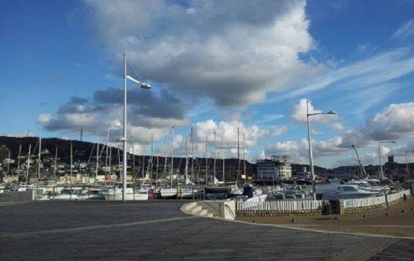 Location de vacances - Gîte à Saint-Sauveur-d'Émalleville - Le port de Fécamp