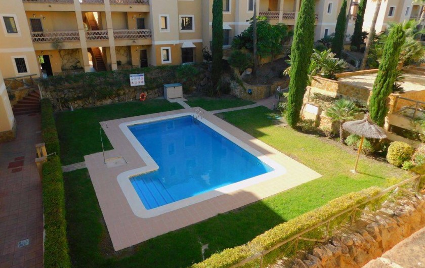 Location de vacances - Appartement à Vera - Appartement situé au 2ème étage . Vue sur la piscine