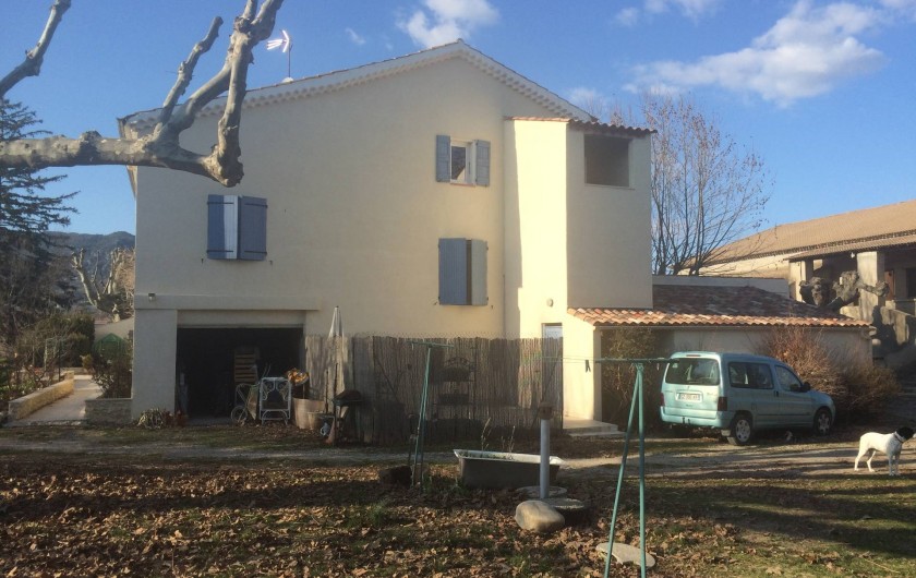 Location de vacances - Appartement à Manosque - La façade arrière