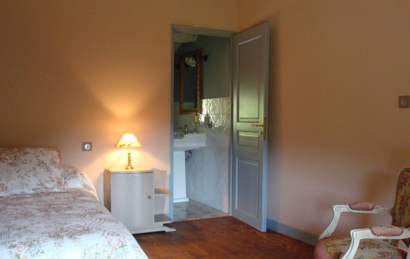 Location de vacances - Mas à Courniou - une chambre