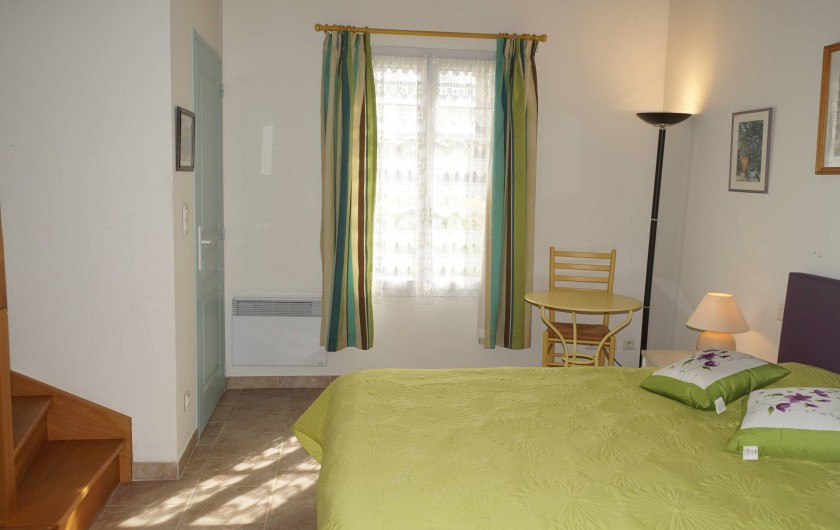 Location de vacances - Chambre d'hôtes à Vedène - Chambre Lavande RDC