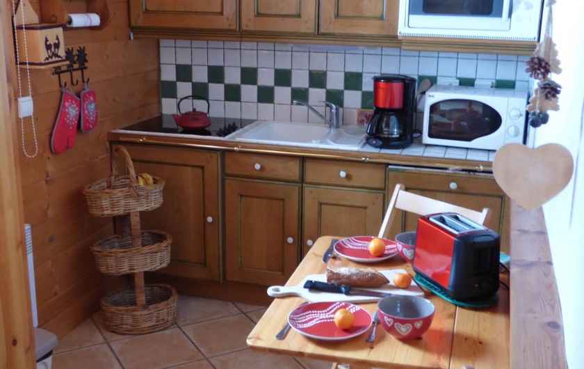 Location de vacances - Appartement à Pralognan-la-Vanoise - Le séjour, avec vue sur la montagne, sans vis-à-vis