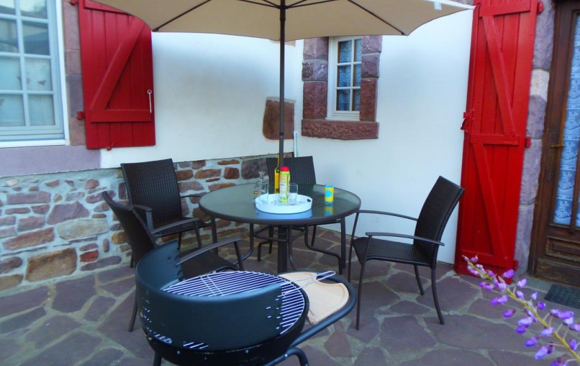 Location de vacances - Gîte à Saint-Étienne-de-Baïgorry - cour privée