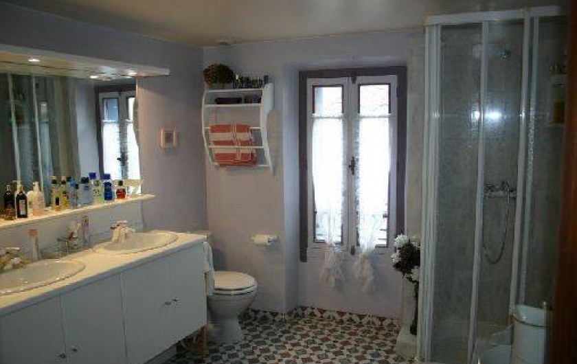Location de vacances - Gîte à Carcassonne - salle d'eau