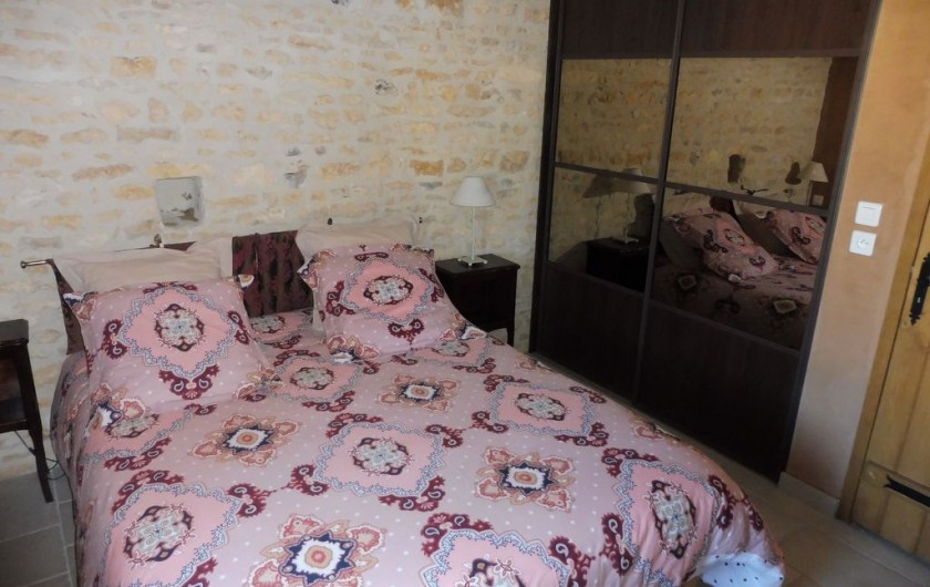 Location de vacances - Villa à Cellefrouin - RDC CHAMBRE LIT 160X200