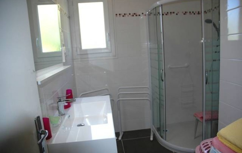 Location de vacances - Gîte à Alata - La salle de bain