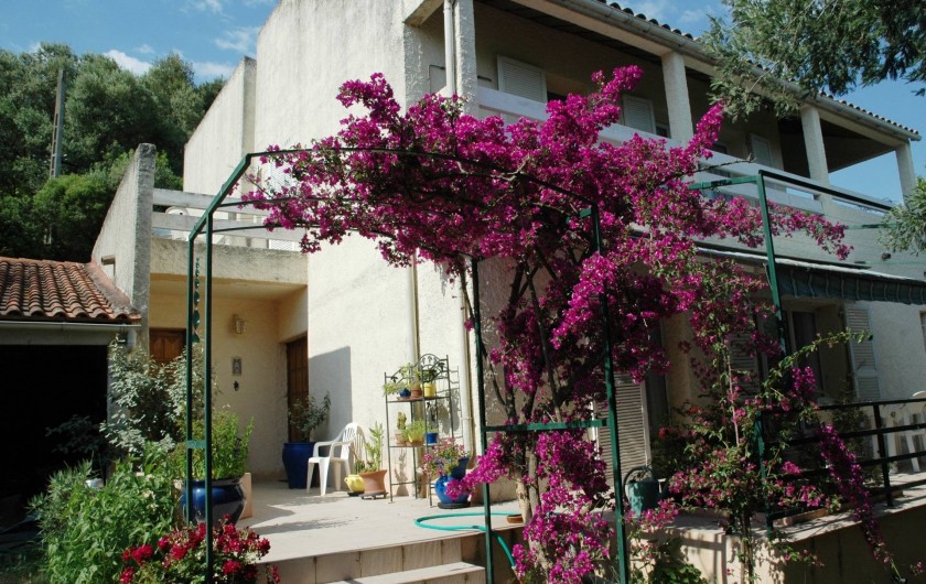 Location de vacances - Gîte à Alata - Entrée du gîte