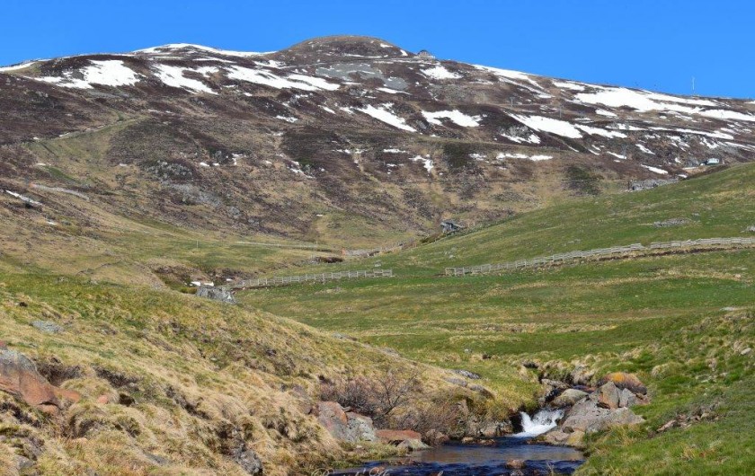 Location de vacances - Gîte à Saint-Flour - le Plomb du Cantal - alt : 1855 m