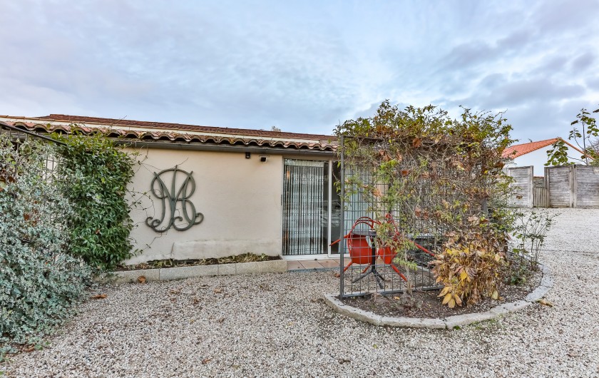 Location de vacances - Chambre d'hôtes à Les Herbiers - Studio extérieur