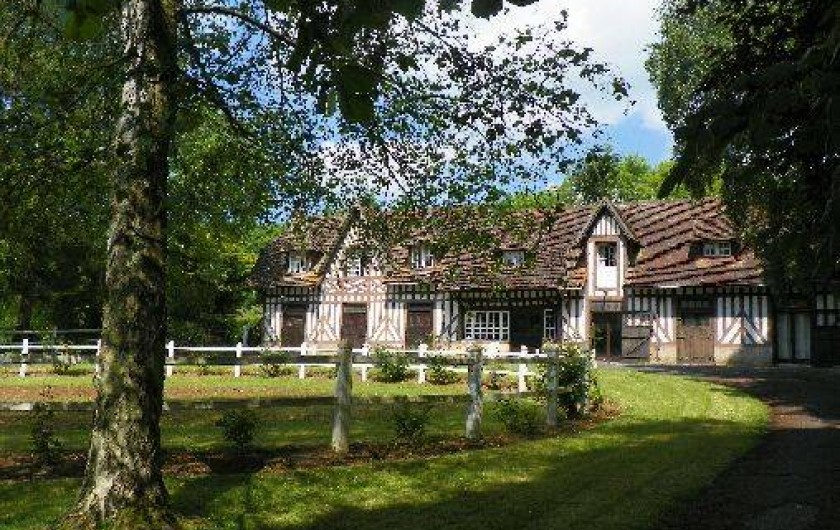 Location de vacances - Chambre d'hôtes à Surville