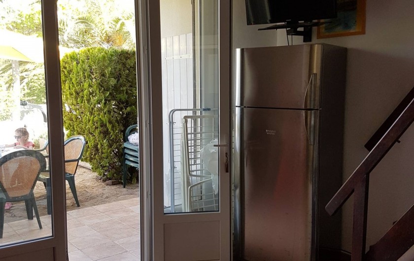 Location de vacances - Studio à Sagone - FRIGO+TELE