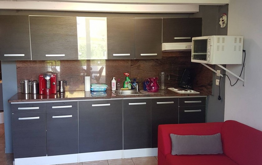 Location de vacances - Studio à Sagone - COIN CUISINE
