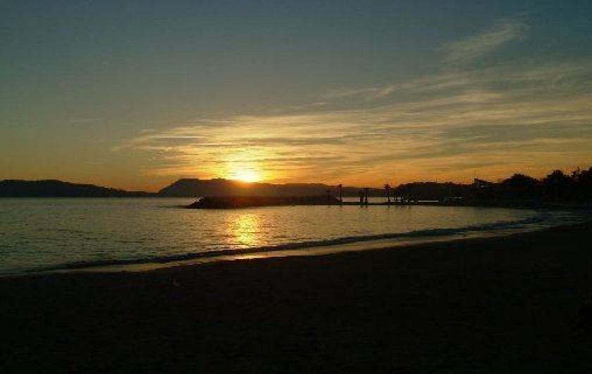Location de vacances - Appartement à Toulon - COUCHER DU SOLEIL