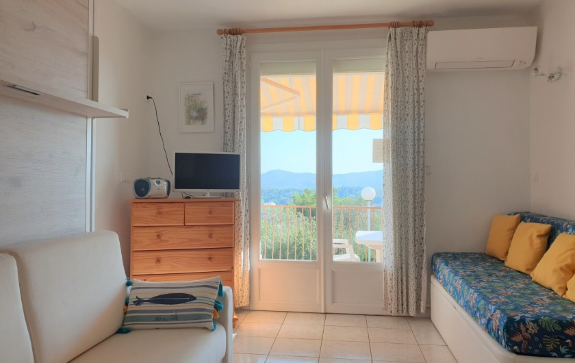 Location de vacances - Studio à Le Lavandou - Pièce principale