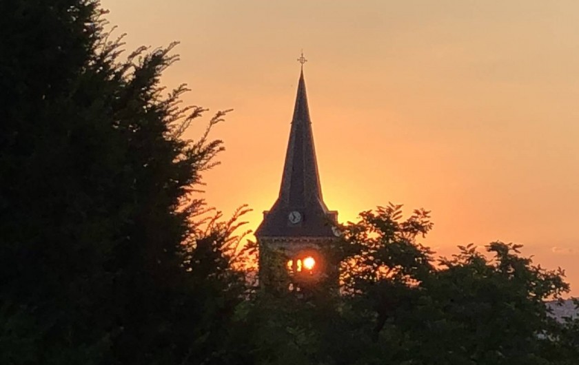 Location de vacances - Chambre d'hôtes à Chadeleuf - lever de soleil à Chadeleuf