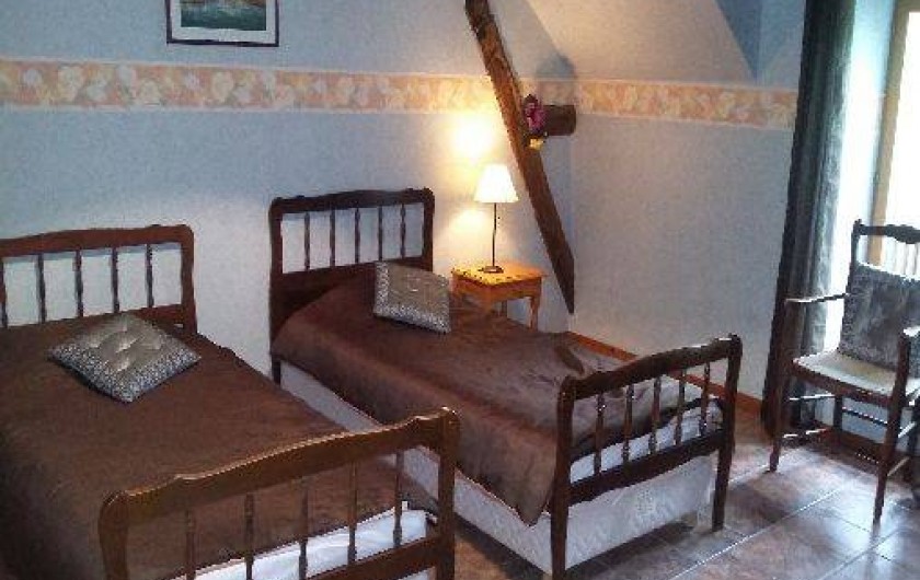 Location de vacances - Gîte à Autun - chambre2