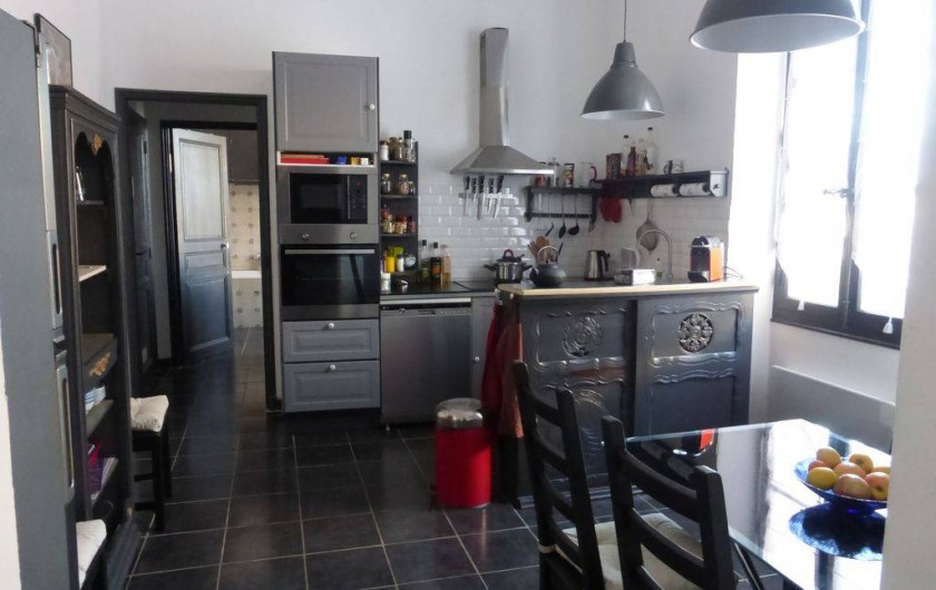 Location de vacances - Appartement à Hyères - Cuisine équipée
