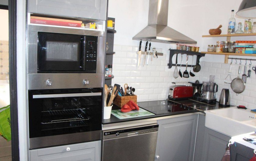 Location de vacances - Appartement à Hyères - Cuisine équipée