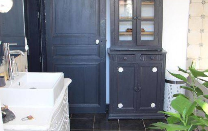 Location de vacances - Appartement à Hyères - Salle de bain
