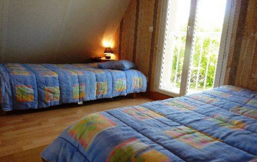 Location de vacances - Villa à Loubressac - chambre3 : étage  2 lits 9