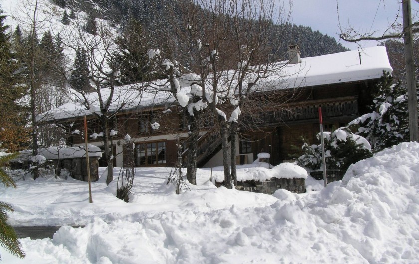 Location de vacances - Chalet à La Comballaz - facade ouest