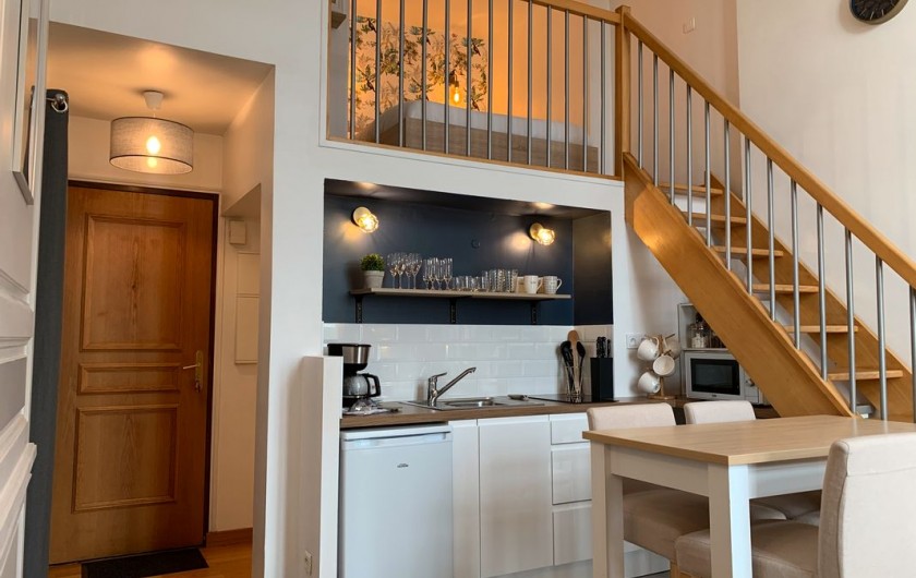 Location de vacances - Appartement à Dieppe - Cuisine équipée (plaque, four, micro-onde...)