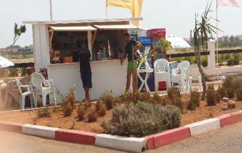 Location de vacances - Appartement à Saïdia - petite épicerie l'été