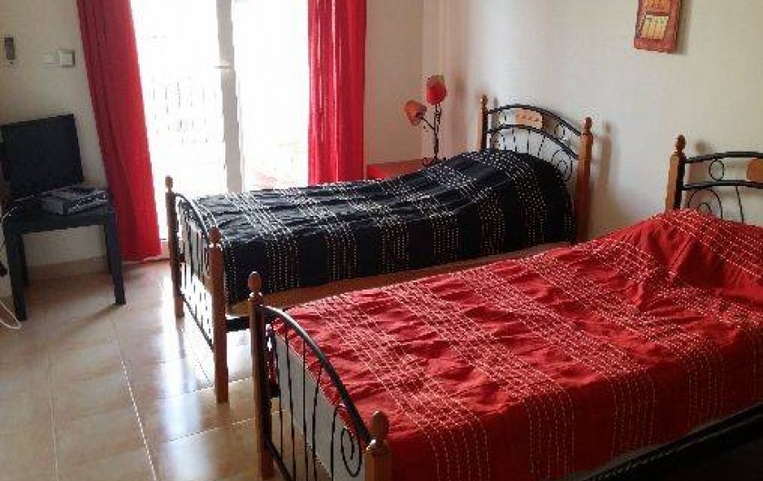 Location de vacances - Appartement à Saïdia - chambre avec 2 lits