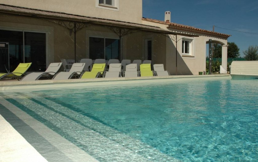 Location de vacances - Villa à Arles - Piscine
