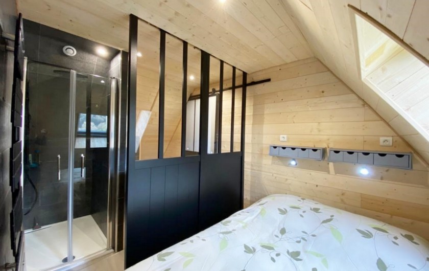 Location de vacances - Gîte à Sainte-Marie de Campan - la chambre atelier avec lit en 140