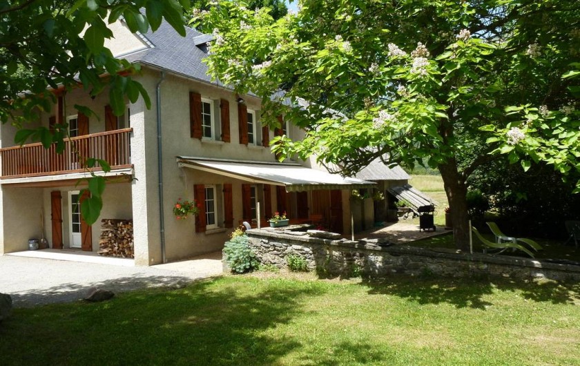 Location de vacances - Gîte à Sainte-Marie de Campan - indépendance et calme. convivialité et confort.