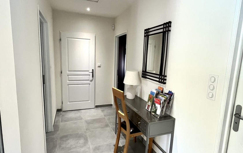 Location de vacances - Villa à Pernes-les-Fontaines - Dégagement - couloir