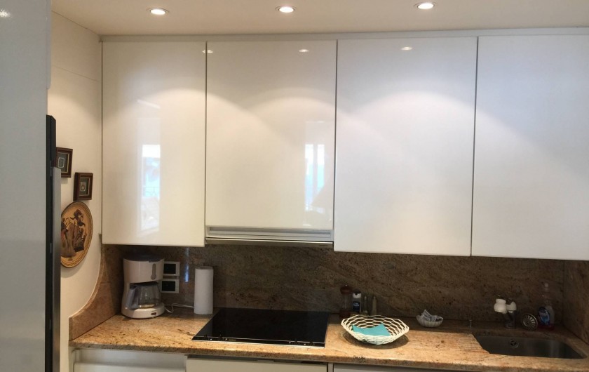 Location de vacances - Appartement à Cannes - Cuisine