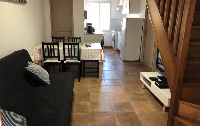 Location de vacances - Maison - Villa à Propriano - VUE D'ENSEMBLE COIN REPAS ET  KITCHINETTE