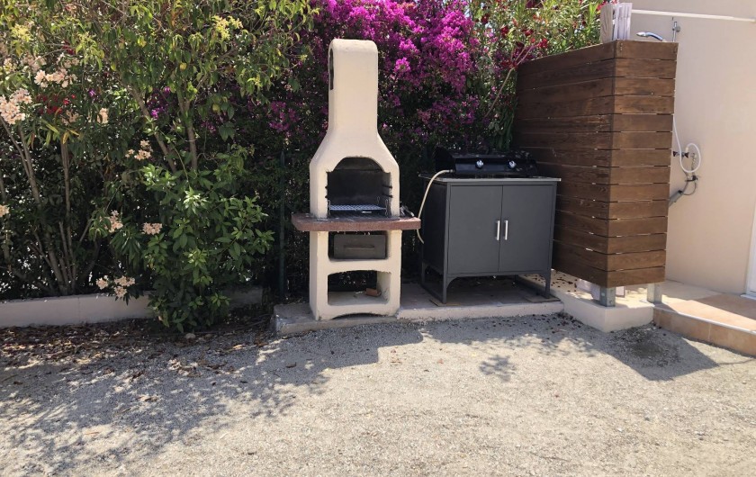 Location de vacances - Maison - Villa à Propriano - BARBECUE - PLANCHA  ET DOUCHE EXTERIEURE