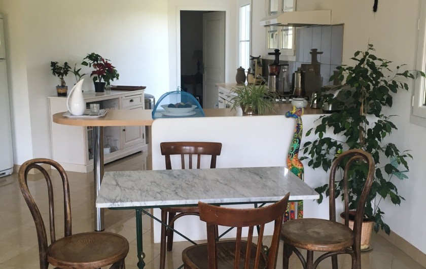Location de vacances - Villa à Les Salelles - Salle à manger