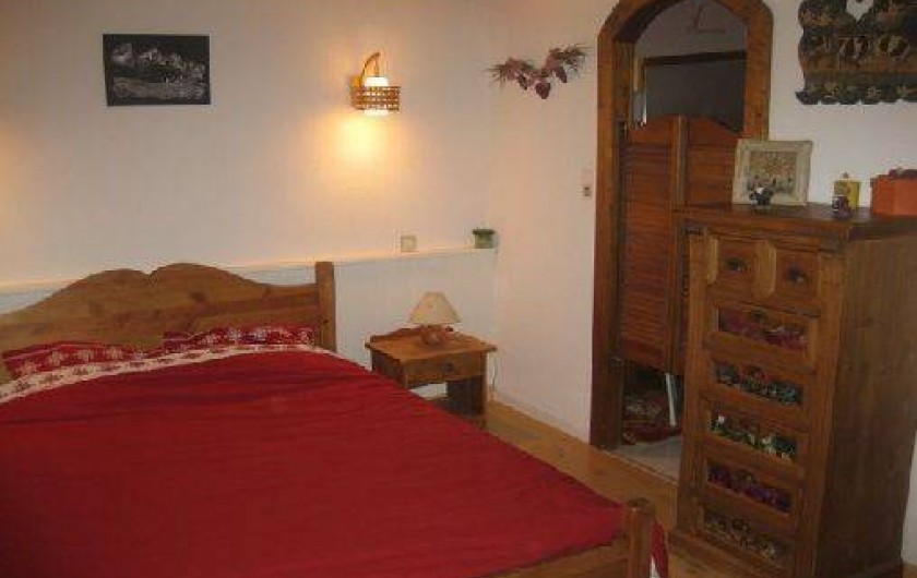 Location de vacances - Appartement à Les Gets - Chambre à coucher