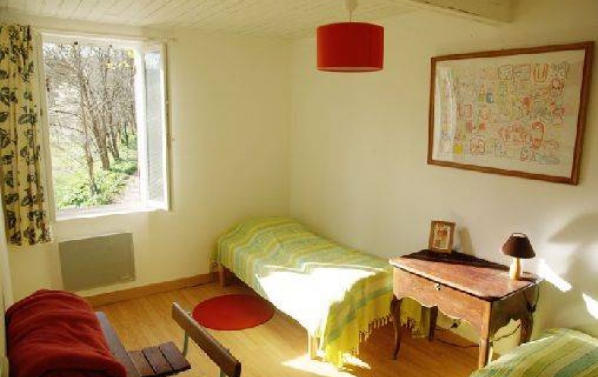 Location de vacances - Gîte à Guitres - Chambre avec 2 lits 90cm
Gite Gabarre
