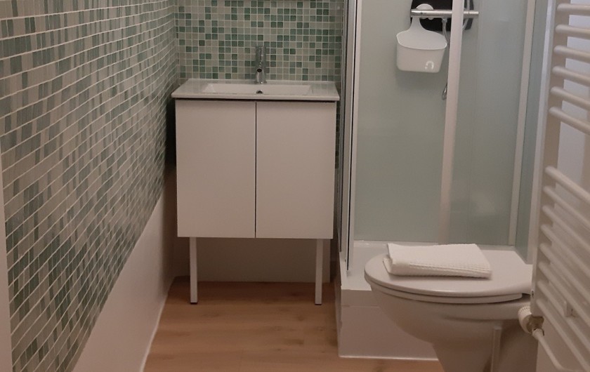 Location de vacances - Gîte à Brioude - Salle d'eau de la chambre Air