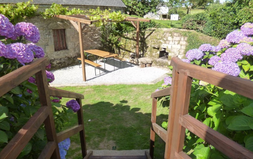 Location de vacances - Gîte à Bieuzy - le jardin clos